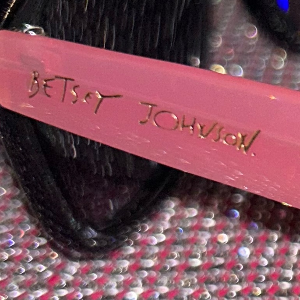 Betsey Johnson Classic sunglasses black pink rayban style frames vintage heart - Picture 10 of 10